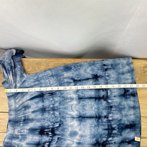 Simply Southern blue white tie dye ruffle sleeve top - Picture 6 of 11